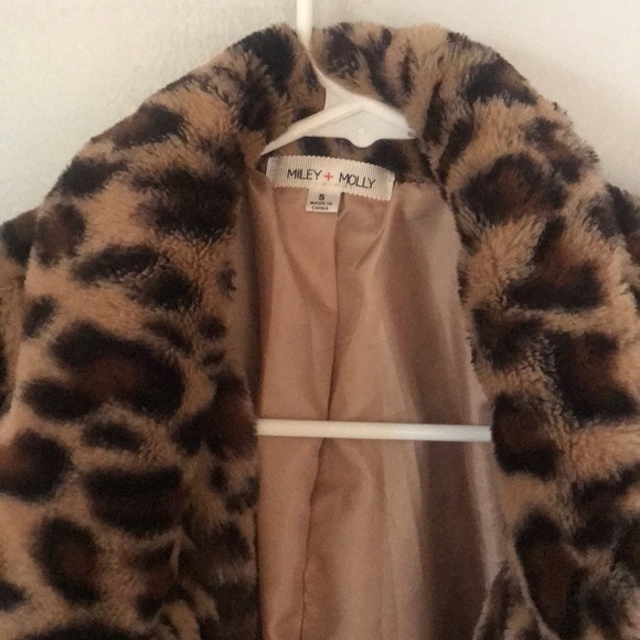 Leopard Coat - Picture 3 of 5